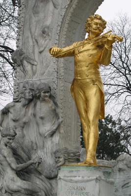 Read Statue of Johann Strauss Journal: 150 Page Lined Notebook/Diary - | ePub